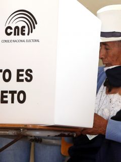 Elecciones presidenciales de Ecuador irán a segunda vuelta