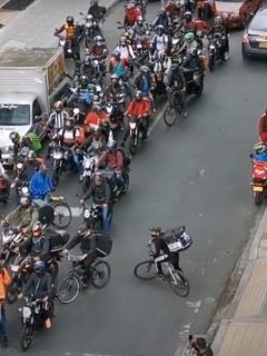 Rappi: protesta de rappitenderos en el Parque de la 93 de Bogotá