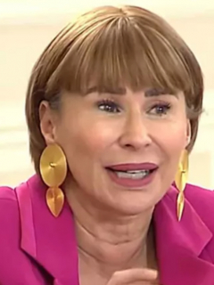 Hija de Alicia Arango, Bibiana Taboada, crítico las ‘roscas’ en tesis