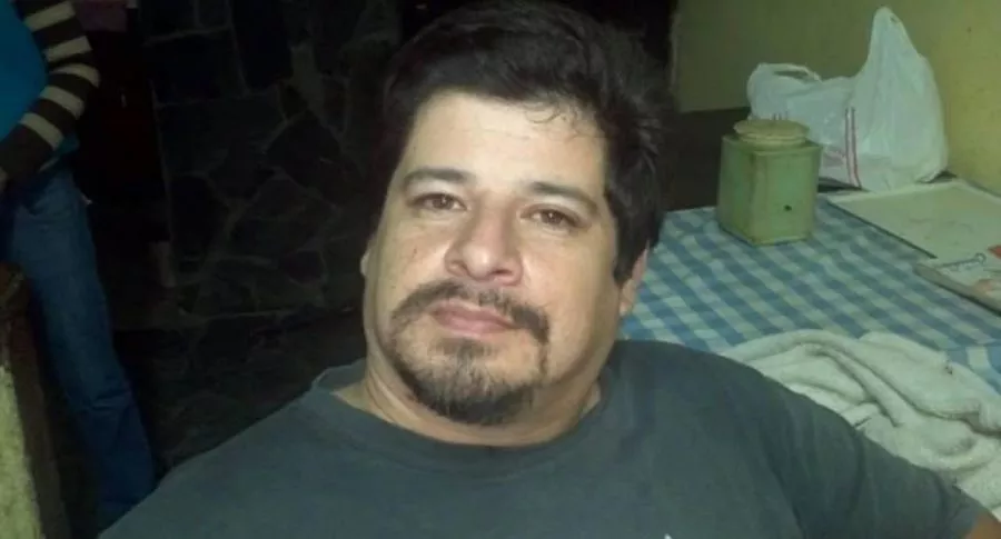 Sergio Lust, de 46 años, fue asesinado por un grupo de ladrones en frente de sus tres hijas. El hecho se presentó en San Francisco (Argentina).