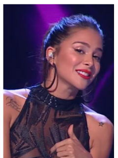 Paulina Vega, Greeicy Rendón y Paola Jara cantaron juntas en 'A otro nivel'.