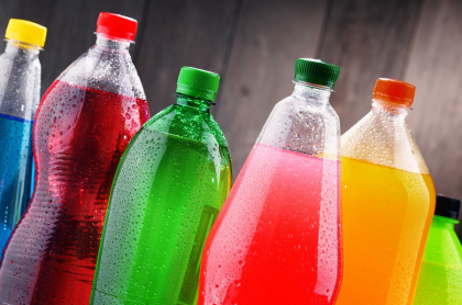 Gaseosas y demás bebidas azucaradas serán los principales productos cuyo consumo se desincentivará en Bogotá.