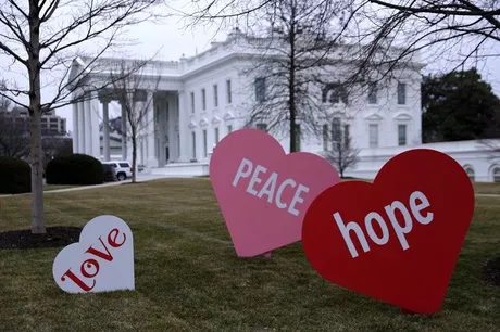 Así quedó decorada la Casa Blanca para conmemorar el Día de San Valentín en Estados Unidos