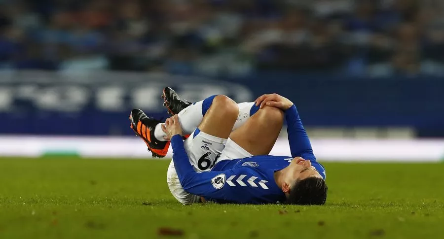 Video de la lesión de James Rodríguez hoy en el partido de Everton vs. Fulham.