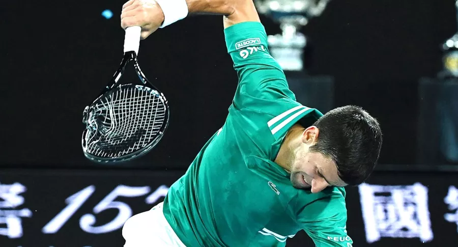 La rabia de Novak Djokovic: destrozó su raqueta en Abierto de Australia