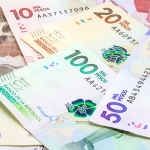 Identifique un billete falso con facilidad; cuide su platica y no se deje engañar