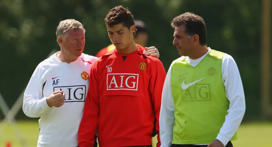 Carlos Queiroz, asistente técnico del Manchester United, junto a Cristiano Ronaldo.