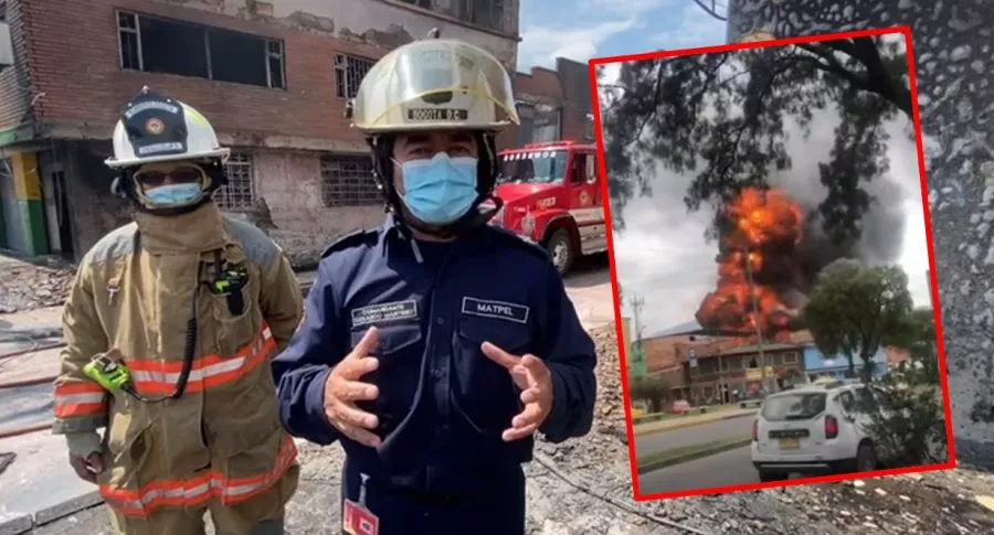Bomberos de Bogotá, alertando sobre la situación en zona que sufrió un incendio. 