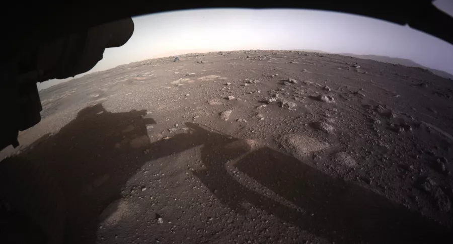 Este viernes llegaron las primeras fotos a color de Marte, enviadas por Perseverance.
