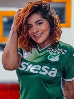 Fay Martínez, hincha del Deportivo Cali, confirmó que cumplirá la promesa y que se desnudará luego del doblete de Marco Pérez.