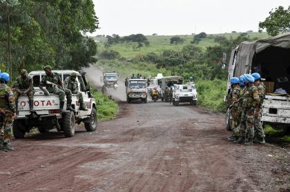 Caravana del ejército del Congo, ilustra nota de asesinato a tiros de embajador de Italia en República del Congo 