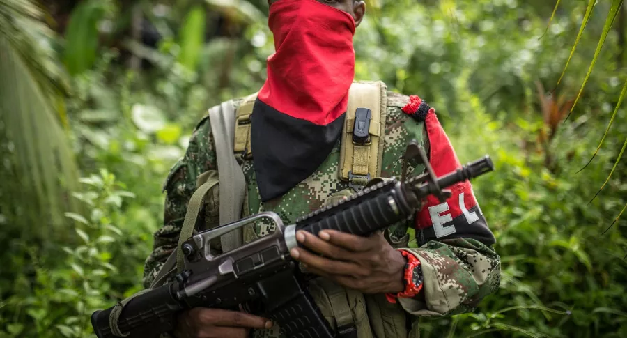 Integrante del Eln ilustra nota sobre informe militar de posible atentado en Bogotá