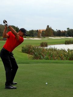 Foto de Tiger Wood ilustra nota sobre vida del golfista estadounidense, polémicas, títulos y más