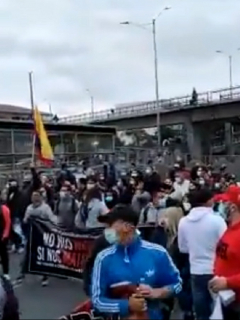 Autopista Norte, bloqueada en Bogotá.
