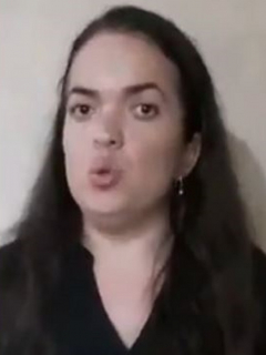 María Jimena López, joven con enanismo, decidió pedirle formalmente una oportunidad laboral al presidente Iván Duque.