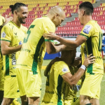 Estrenando a Luis F. Suárez, Bucaramanga pasa por encima de Nacional y revive en Liga