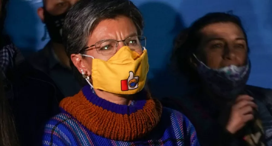La alcaldesa de Bogotá, Claudia López, criticada por controlar manifestaciones con el Esmad.