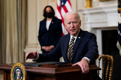 El presidente Joe Biden ordenó bombardeo en Siria tras cumplir su primer mes en el poder.
