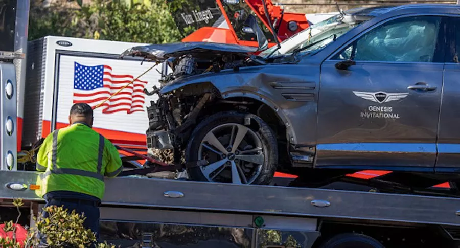 Así quedó el auto de Tiger Woods después del accidente.