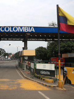 Puente Internacional Simón Bolívar, entre Cúcuta, Colombia, y San Antonio del Táchira, Venezuela, una de las fronteras cuyo cierre se mantendrá hasta el 1 de junio de 2021, por orden del Gobierno colombiano.
