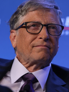 Foto de Bill Gates y Jeff Bezos ilustra nota sobre alianza para combatir el cambio climático (fotomontaje Pulzo)