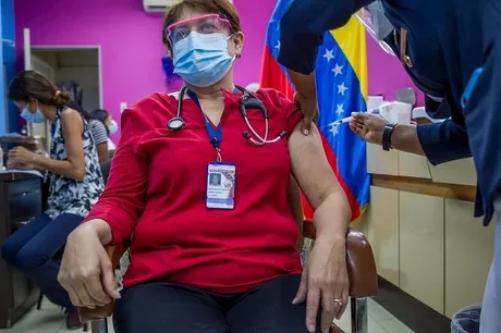 Así está la vacunación contra COVID-19 en Sudamérica
