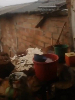 Casa de humilde familia en Betulia quedó destruida luego del fuerte temblor de 5.1 grados que sacudió este lunes a Antioquia.