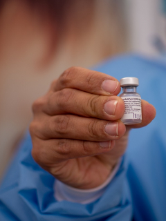 372 vacunas de Pfizer no podrán usarse en Bogotá por problema de empaque