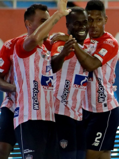 Críticas a Roberto Peñaloza, técnico del Barranquilla FC, filial del Atlético Junior
