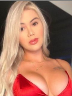 Cintia Cossio, hermana del influencer Yeferson Cossio, quien se puso implantes de senos.
