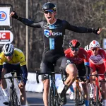 Cees Bol ganó la segunda etapa de la París-Niza 2021 hoy 8 de marzo.