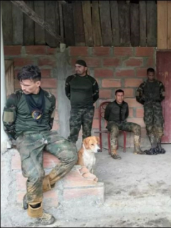 Imagen de los 9 militares retenidos por indígenas en Chocó, cuando patrullaban en Carmen de Atrato
