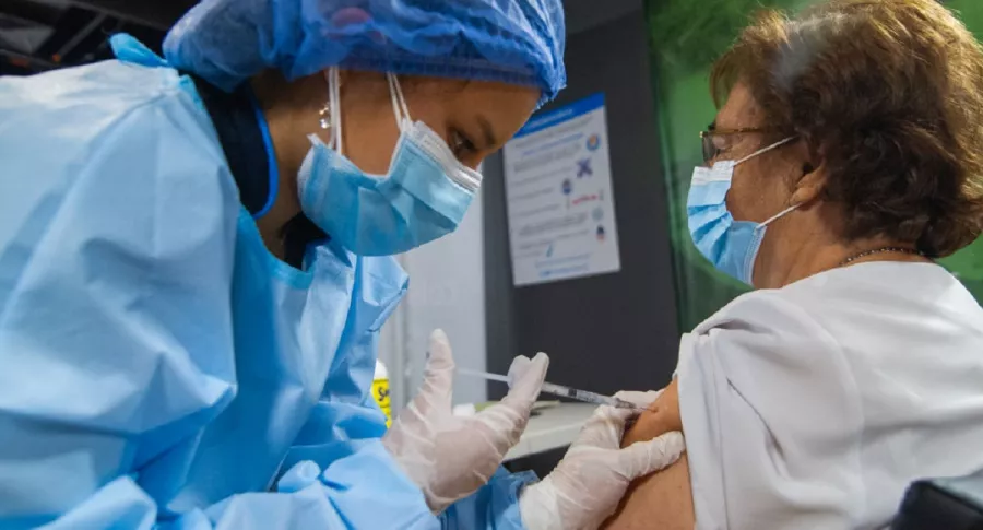 Este viernes 12 de marzo comenzará la segunda etapa de vacunación contra el COVID-19 en Colombia.