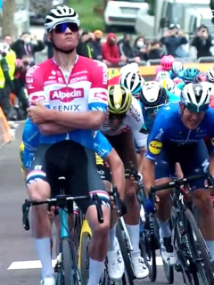 Mathieu Van der Poel gana con brazos cruzados cuarta etapa de la Tirreno-Adriático.