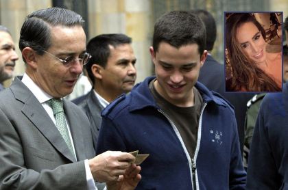 Foto de Álvaro Uribe con su hijo Jerónimo Uribe en 2006 ilustra nota sobre foto en que esposa de Jerónimo, Shadia Farah (recuadro) mostró parte de su casa.