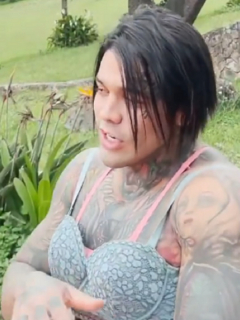 'Influencer' Yeferson Cossio, que se había implantado senos