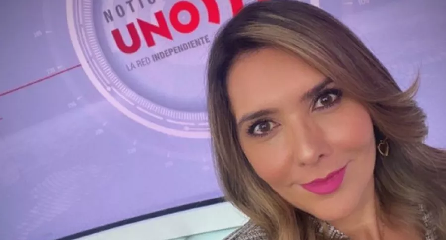 Selfi de Mónica Rodríguez en Noticias Uno, a propósito que respondió si va a ser candidata al Congreso en elecciones 2022. 