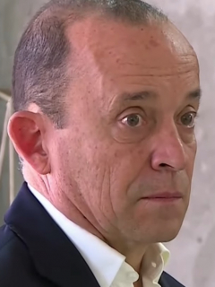 Santiago Uribe Vélez ilustra nota sobre detención de testigo clave en su caso por los '12 Apóstoles'