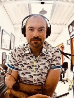 Santiago Cruz no puede publicar 'Como desde la primera vez'.
Captura de pantalla de sus historias sobre censura en su video musical y fotografía del cantante.
