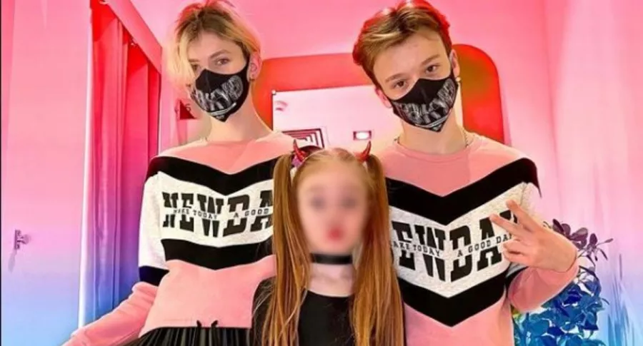 Foto de la niña bloguera ucraniana que causa revuelo en redes por subir fotos provocativas con su novio adolescente