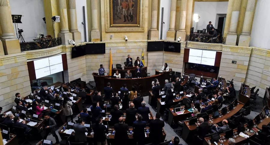 Foto de Congreso de Colombia, a propósito de cuánto ganan su trabajadores