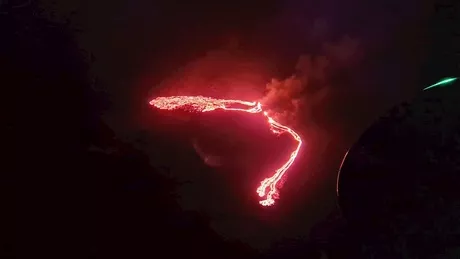 La Agencia Meteorológica islandesa señaló que comenzó la erupción volcánica en Fagradalsfjall / EFE.
