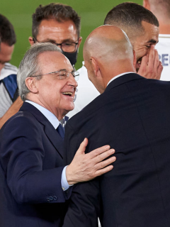 Foto de Florentino Pérez y Zinedine Zidane ilustra nota sobre posibles fichajes