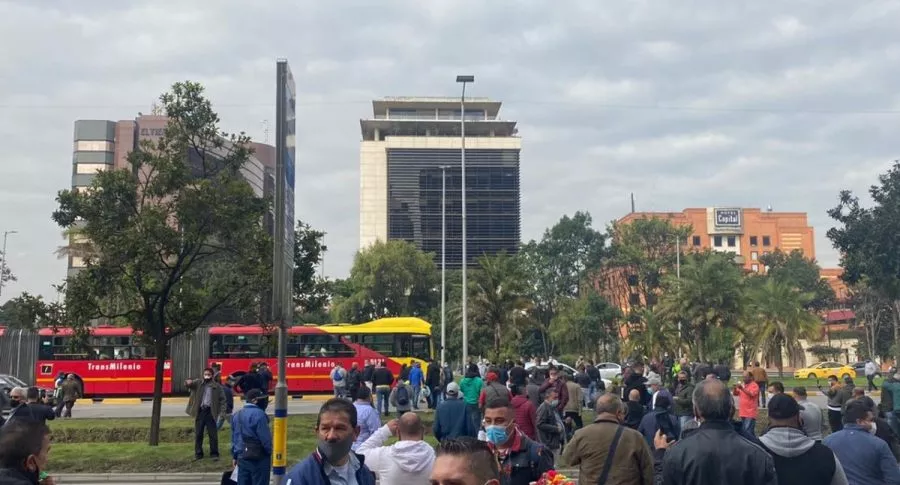 Transmilenio: Protestas de conductores de SITP bloquean la calle 26 en Bogotá