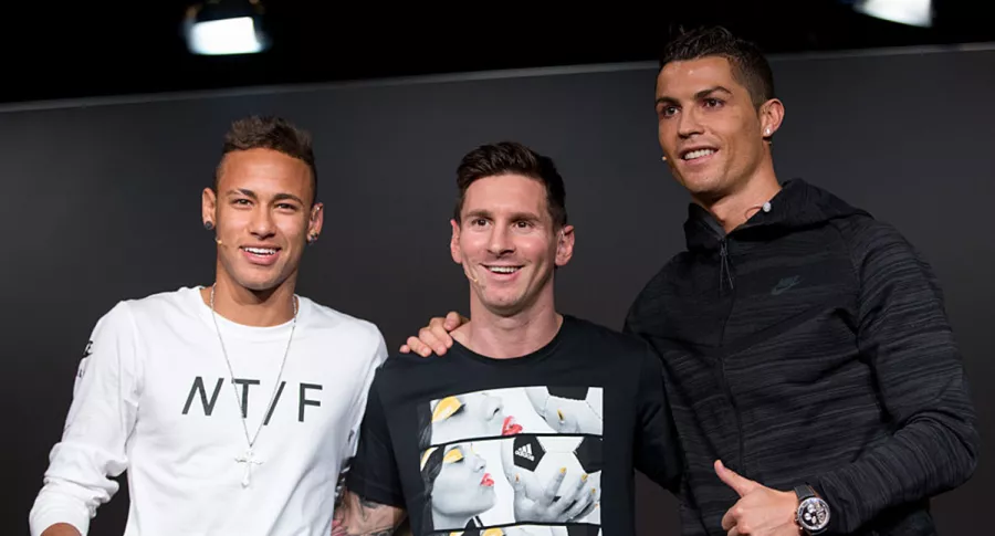 Foto de Messi, Ronaldo y Neymar ilustra nota sobre que David Beckham quiere contratarlos.