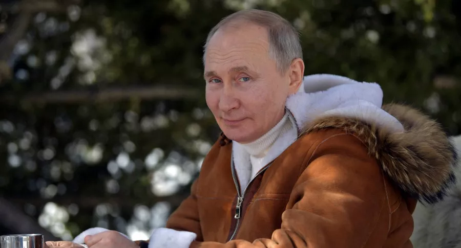 Vladimir Putin se aplicó la vacuna contra el coronavirus