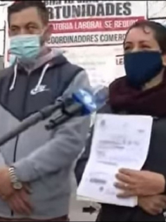 Familias en Usme aseguran que les dieron mercados, les pidieron sus datos personas y luego sacaron celulares y planes a su nombre en Claro