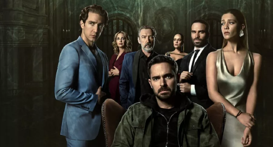 Poster de '¿Quién mató a Sara?' con Manolo Cardona y otros actores, a propósito de notas sobre quién es Ximena Lamadrid, actriz que hace de Sara en esa serie de Netflix.