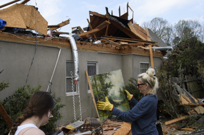 Imagen de daños por el tornado en Alabama (Estados Unidos) que deja 5 muertos y miles de damnificados