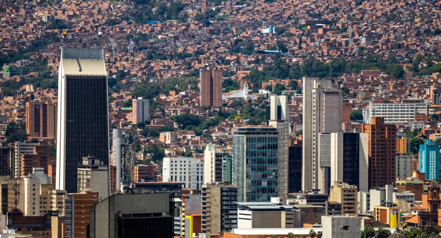 Foto de Medellín ilustra nota sobre pico y cédula en Medellín 